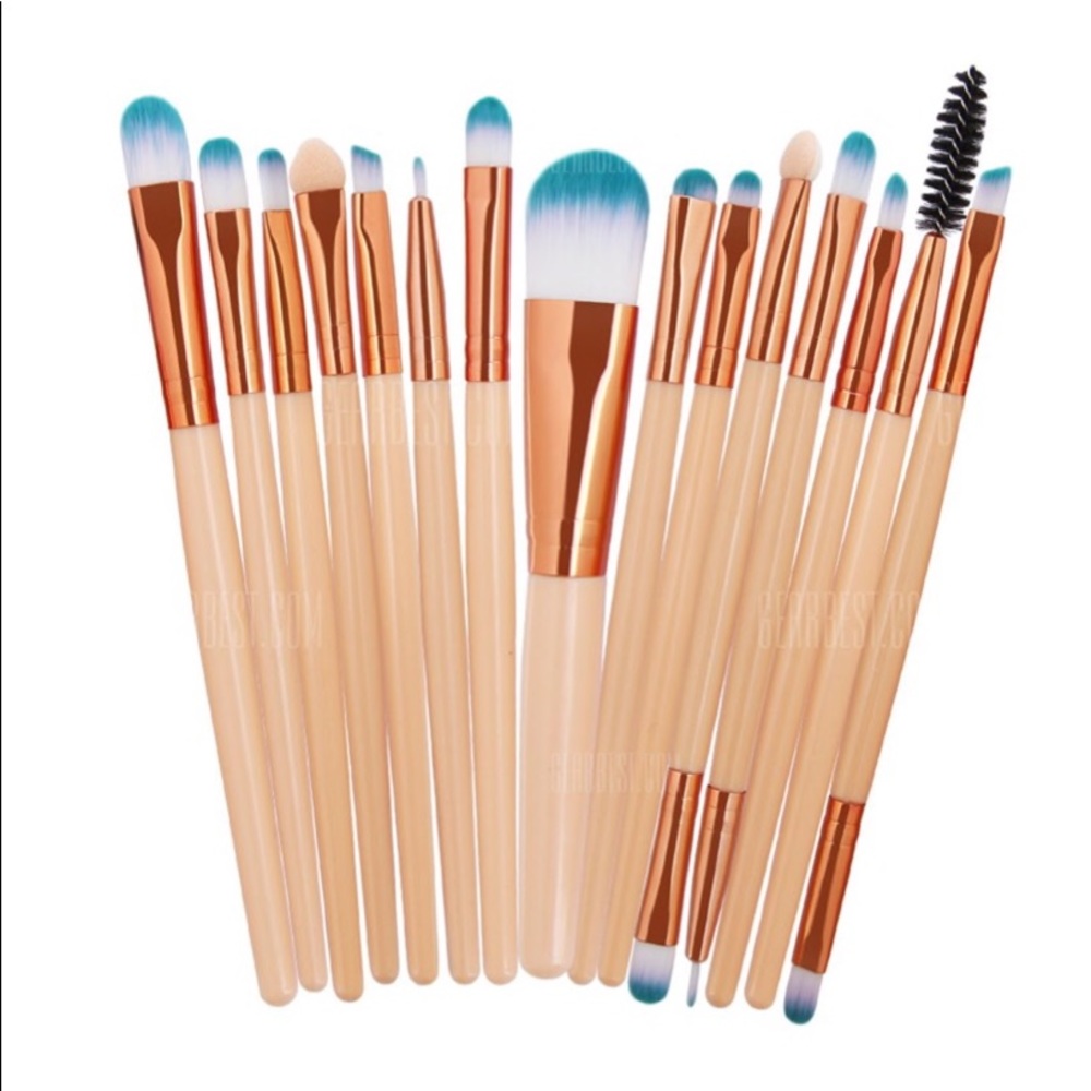 Makeup brushes
